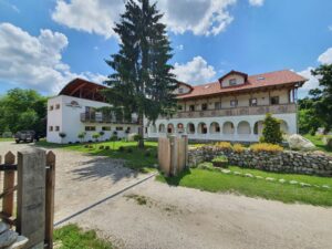 Hotel Hanul Vatra <br> Vâlcea County