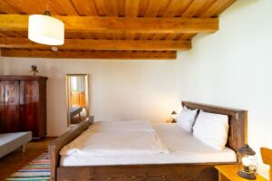 Veseud 11 Guesthouse <br>Sibiu County