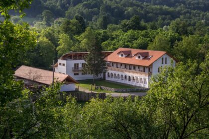 Hotel Hanul Vatra <br> Vâlcea County